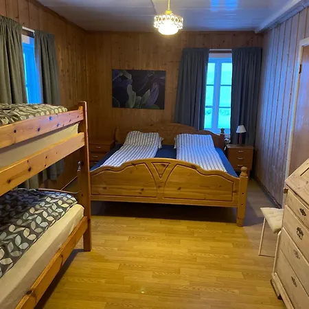 Nyaraló Kvien Alpakka Gjestegard *